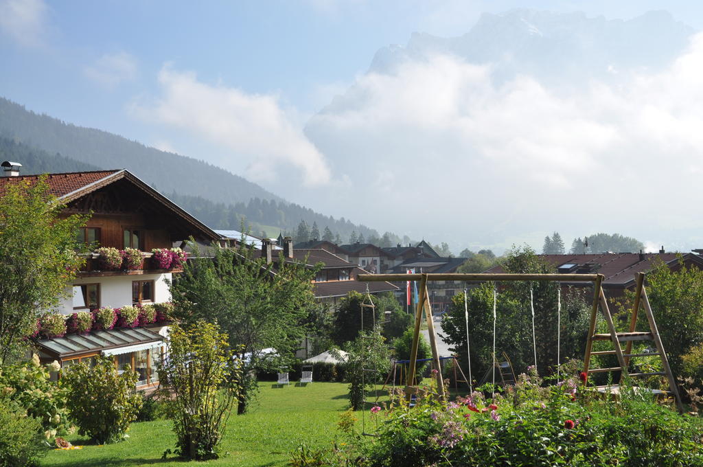 Haus Panorama Apartment Lermoos Exterior foto